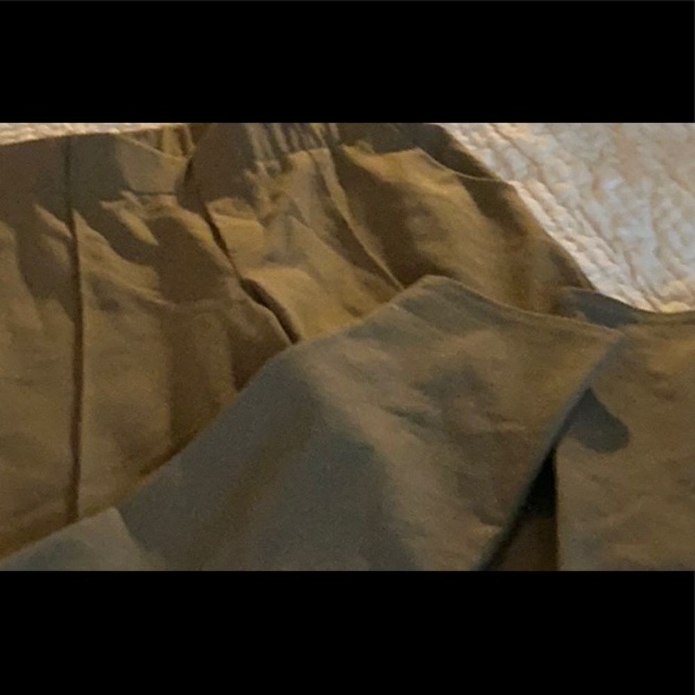 Garnet Hill Khaki Green slacks NWOT